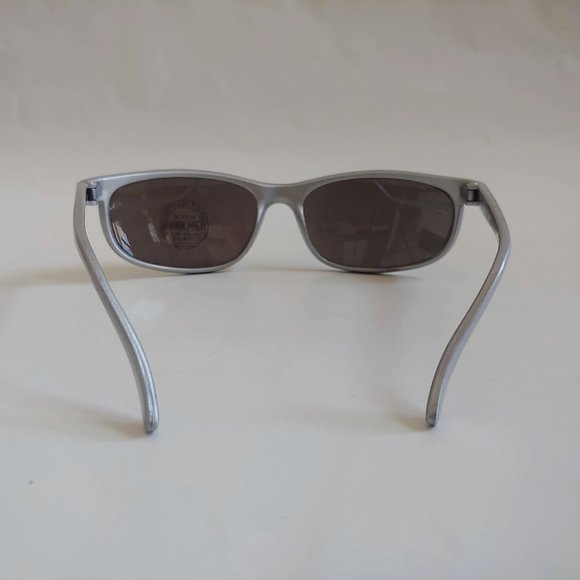 NWT TruVintage 90's Kids Nylon 8 Base Wrap around Smoke Mirrored Sunglasses - Picture 3 of 4